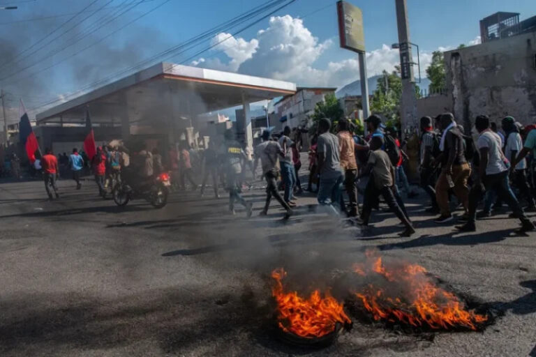 La violencia se cobra 187 muertos el fin de semana en Haití; ya son 5,000 desde inicios de año